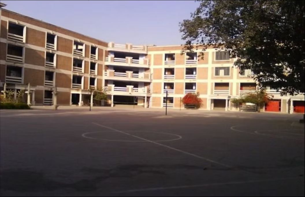 J.D. Tytler School